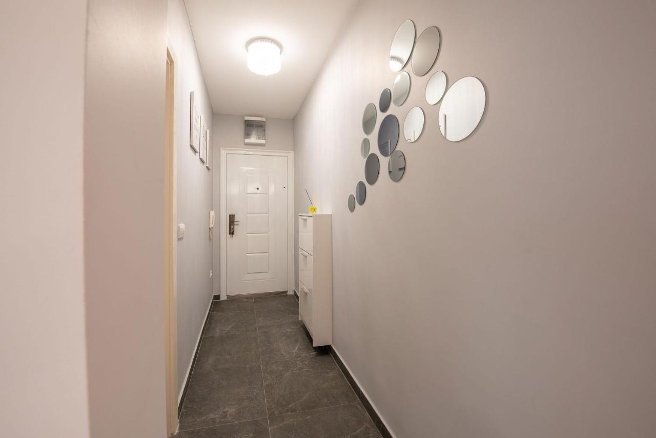 Be Positive Apartman Újvidék Kültér fotó